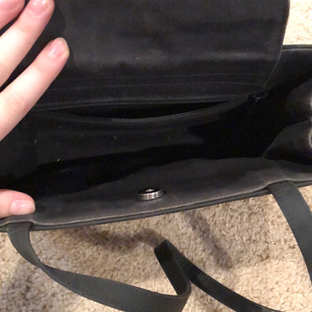 Black Kate Spade bag - Picture 2 of 2